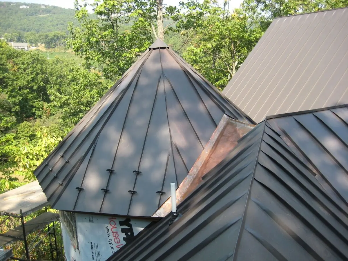 Professional Shingle Replacement & Repair by Craftsman Roofing in Saugus Canyon